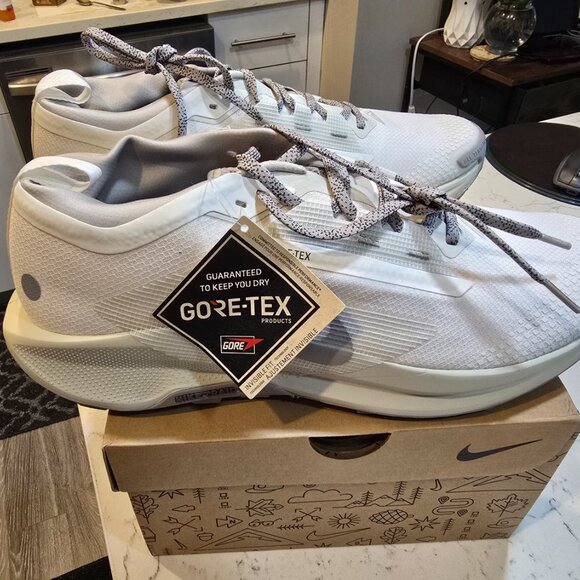 Nike x REACTX Pegasus Trail 5 GTX Gore-Tex SUMMIT WHITE/COLLEGE GREY MEN 13 NEW - Picture 5 of 14